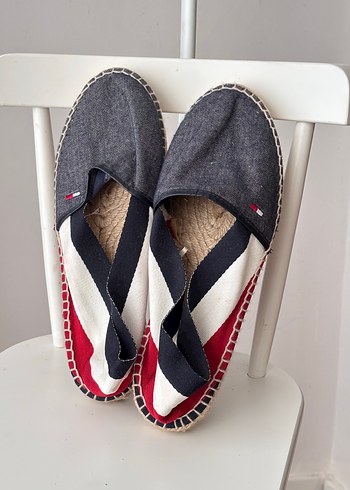 Tommy Hilfiger marka - Görsel 5