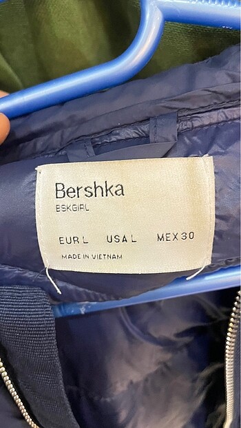 m Beden Bershka mont
