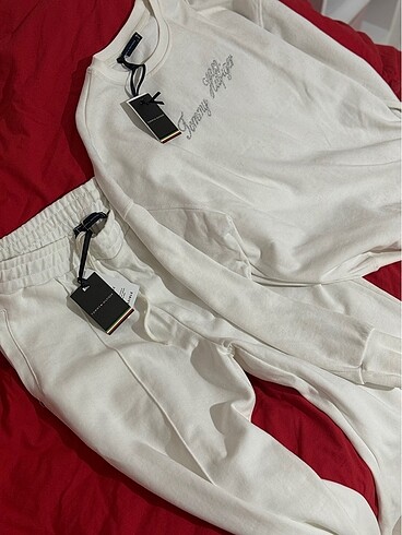 Tommy alt üst eşofman takımı etiketli orijinal hiç giyilmedi bey - Görsel 16