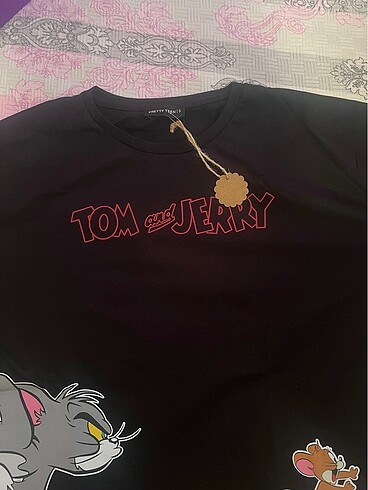 l Beden Tom ve jerry crop tshirt