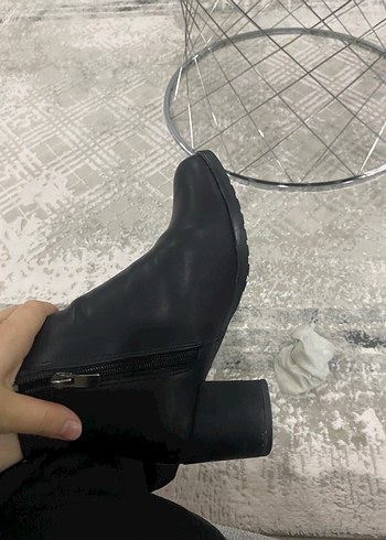 Siyah Deri Topuklu Goth Bot - Görsel 6