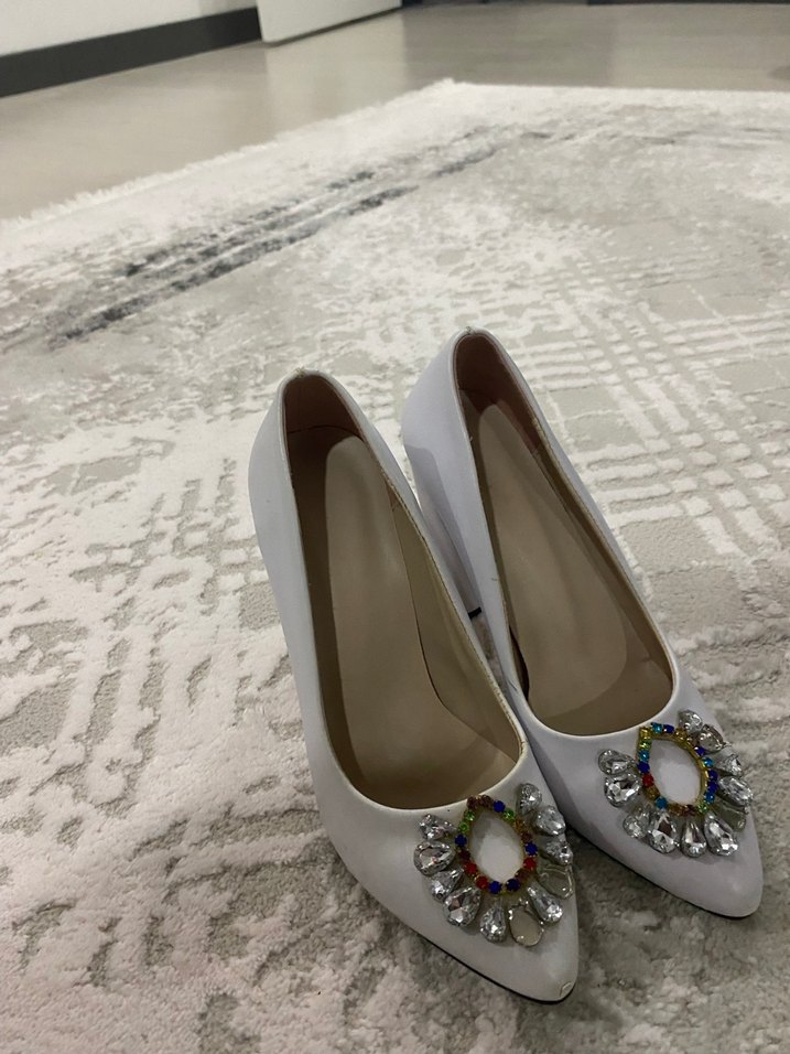 Beyaz Taşlı Stiletto Topuklu Kadın Ayakkabı - Görsel 2