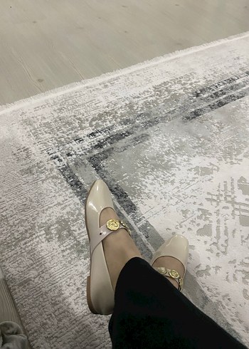 Beyaz Tokalı Blok Topuklu Kadın Babet - Görsel 2