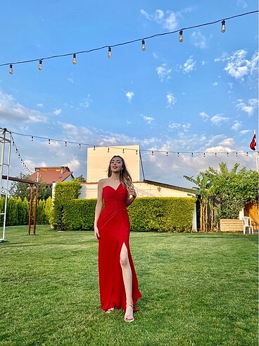 Kırmızı abiye