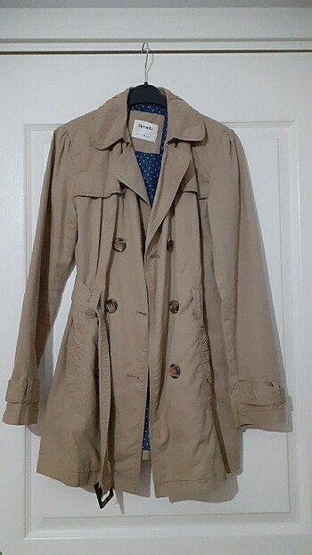 Trenchcoat