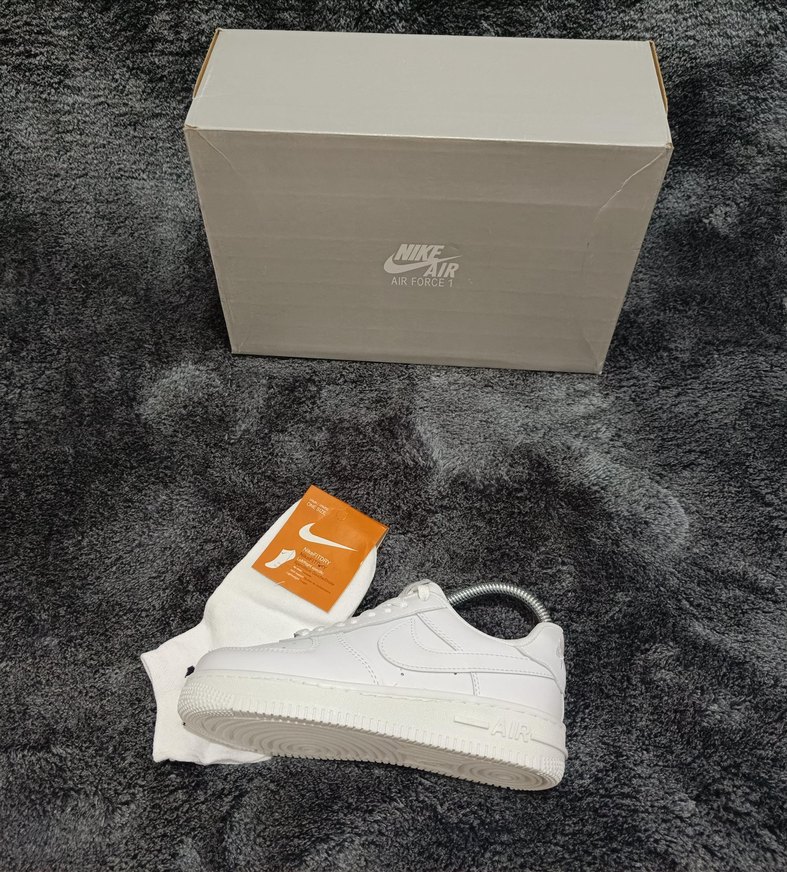 Nike Air Force 1 Beyaz Kadın Sneakers - Görsel 2