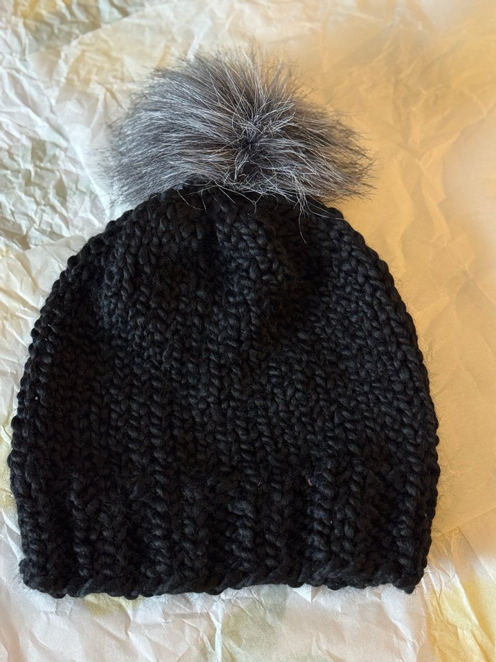 Gri ponponlu Kadın Örgü Bere - Görsel 4