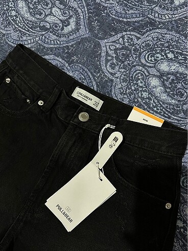 Pull and Bear Pull bear şort