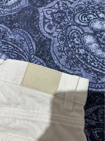 m Beden beyaz Renk Pull bear şort