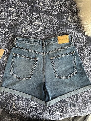 l Beden Pull bear şort