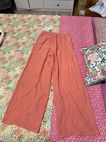 m Beden pembe Renk Bershka yazlık pantolon