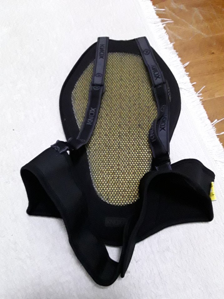 Knox Micro Air Lock motorcu Sırtlık - Görsel 3