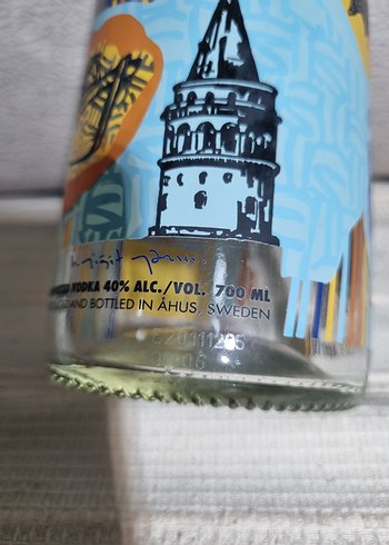 Absolud İstanbul vodka şişesi - Görsel 8