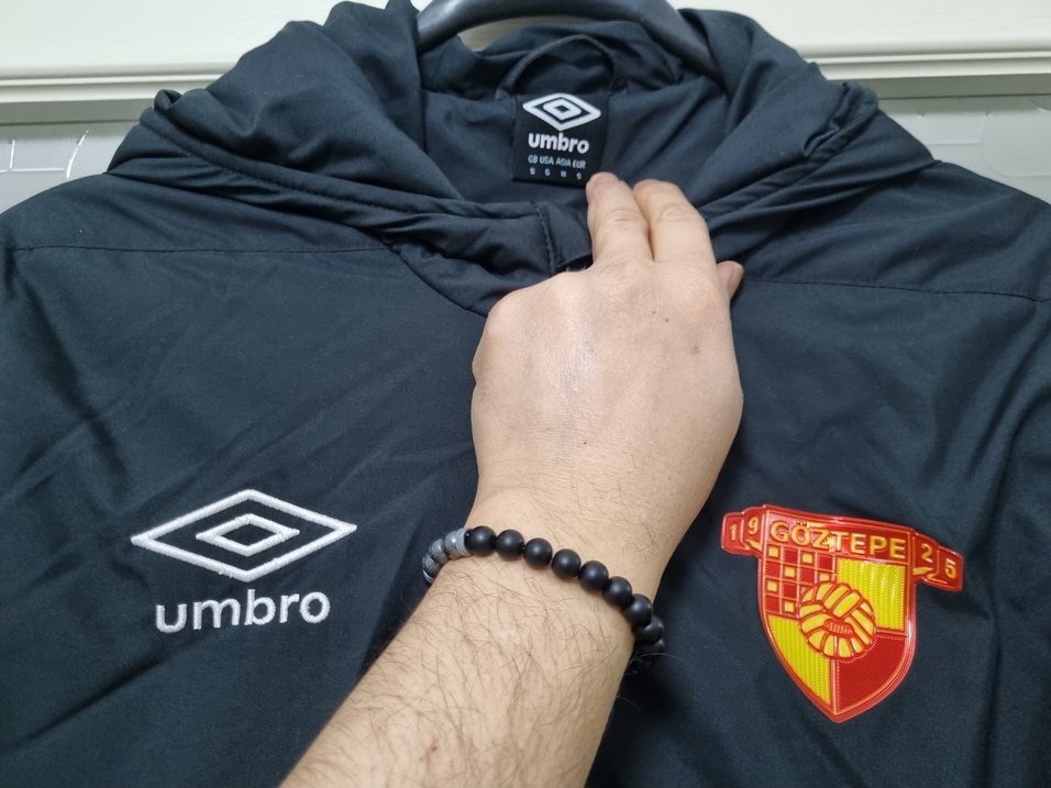 Umbro marka Göztepe spor logolu Mont - Görsel 5