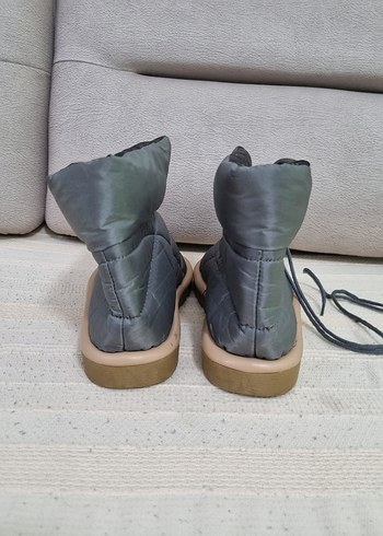 Paraşüt gri sıfır kadın Bot - Görsel 4