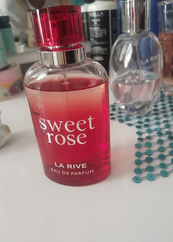 La Rive Sweet Rose Kadın Parfümü 90 ml
