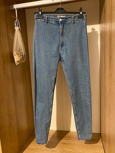 BERSHKA DAR PAÇA PANTOLON SKINNY