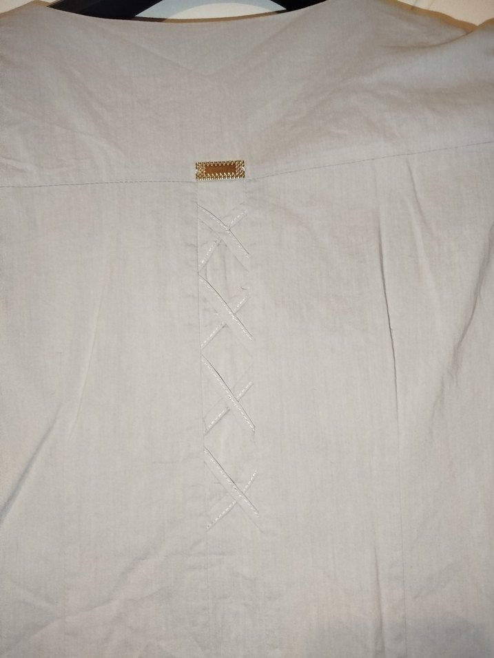 Alvina Gri Yaka ve Sırt Detaylı Kadın Tunik - Görsel 2