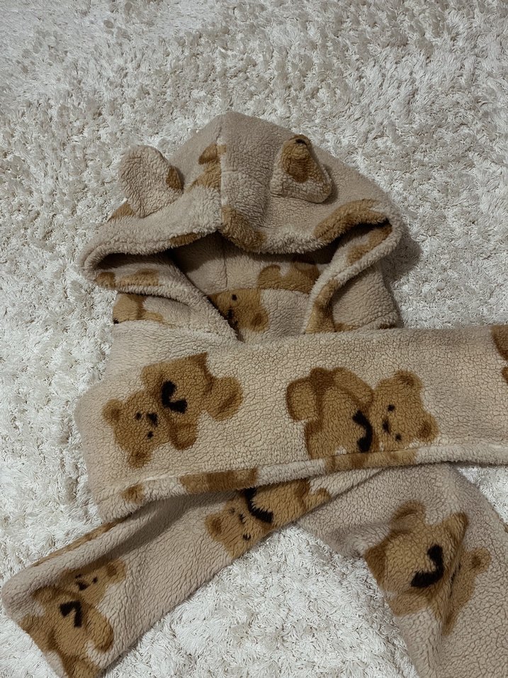 Ayıcık desenli peluş atkı - Görsel 2