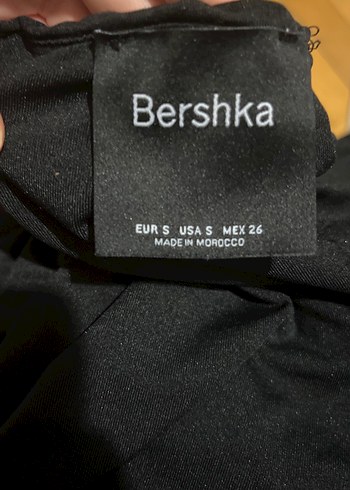 Straplez Siyah Uzun Drapeli Bershka Goth Elbise - Görsel 4