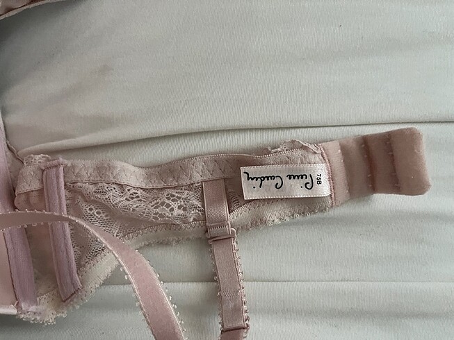 s Beden Dantel desen sütyen