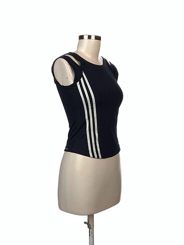 Adidas T-shirt %70 İndirimli. - Görsel 2