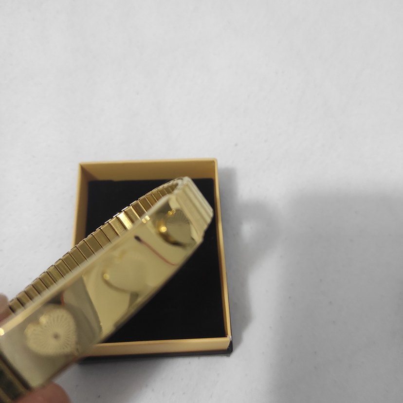 Kalpli Altın Renkli Kadın Bileklik lastikli - Görsel 3