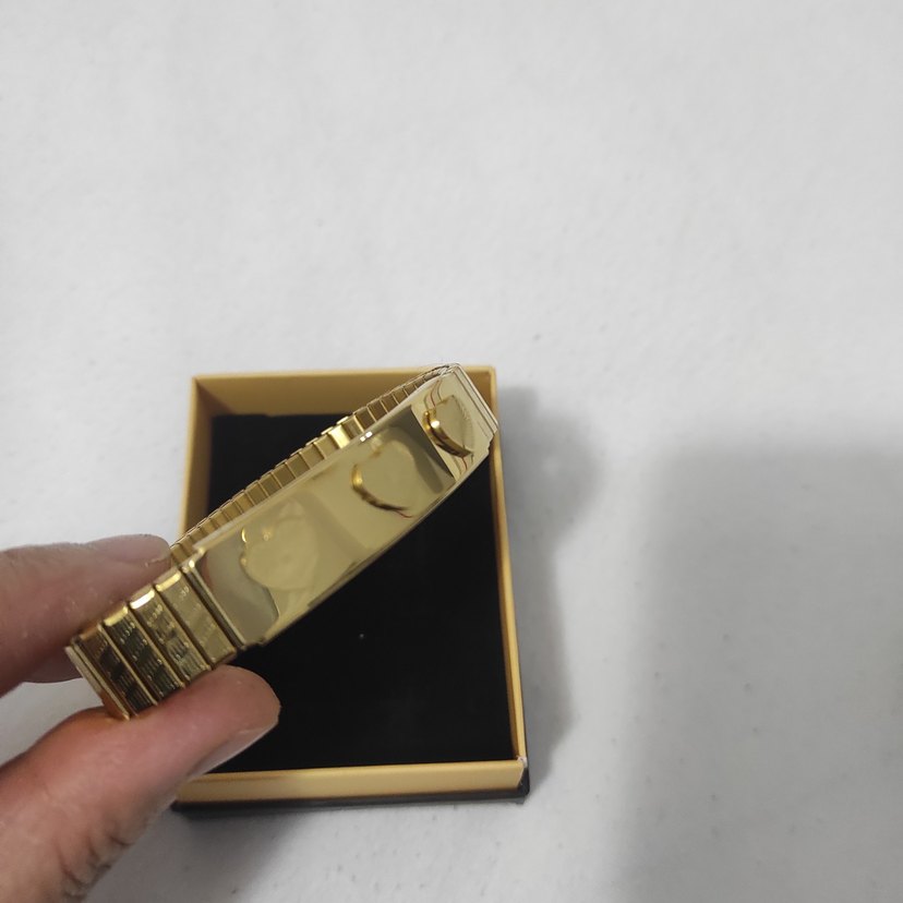 Kalpli Altın Renkli Kadın Bileklik lastikli - Görsel 4