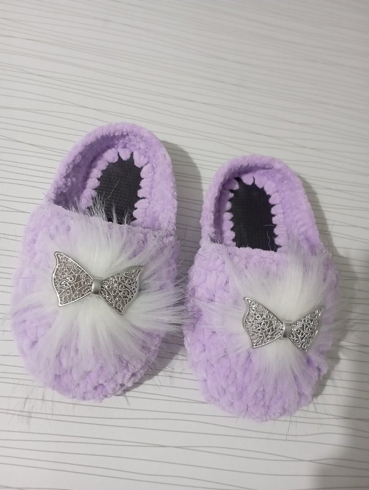 Kız Çocuk Mor Kürklü Örgü Ev Terliği - Görsel 4