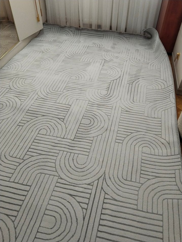 Gri Desenli Halı - Görsel 3