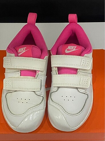 NIKE PICO 5 PEMBE 26 NUMARA
