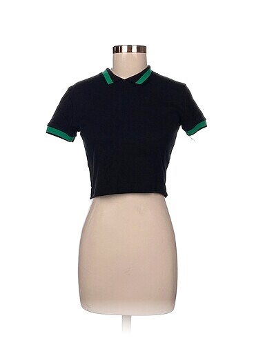 Diğer T-shirt %70 İndirimli.