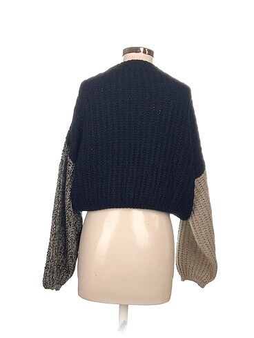 m Beden Stradivarius Kazak / Triko %70 İndirimli.