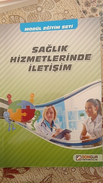 SAĞLIK HİZMETLERİNDE İLETİŞİM