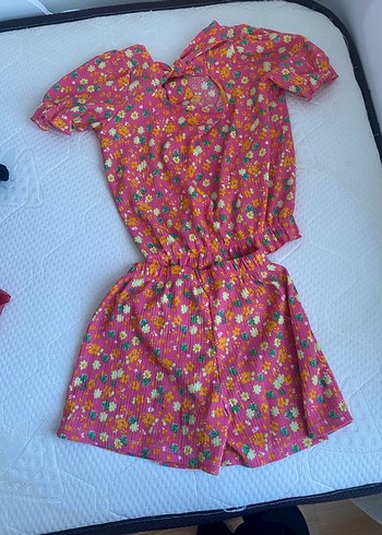 Pembe Çiçekli Kısa Kollu Kız Takımı