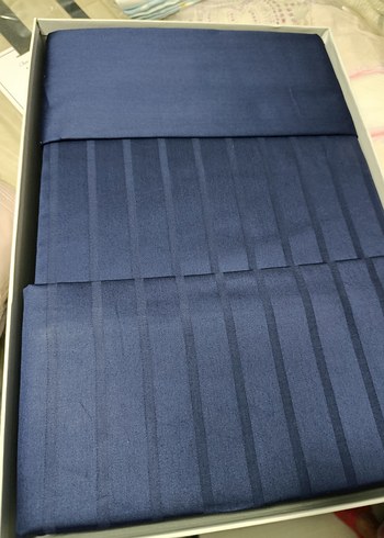 Soley Saten Nevresim Takımı farklı renk vardır - Görsel 4