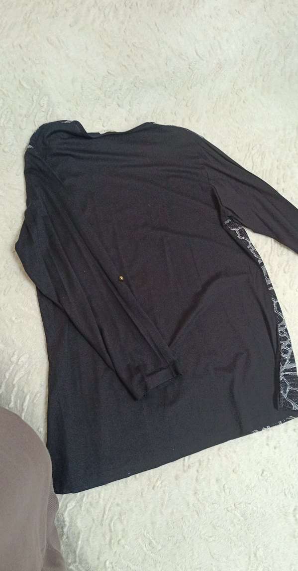 Dantel Detaylı Yılan Desenli Uzun Kollu Bluz - Görsel 4