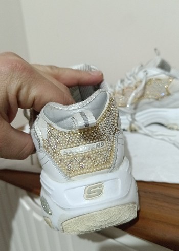 Beyaz Bağcıklı Yılan Desenli Spor Ayakkabı - Görsel 4