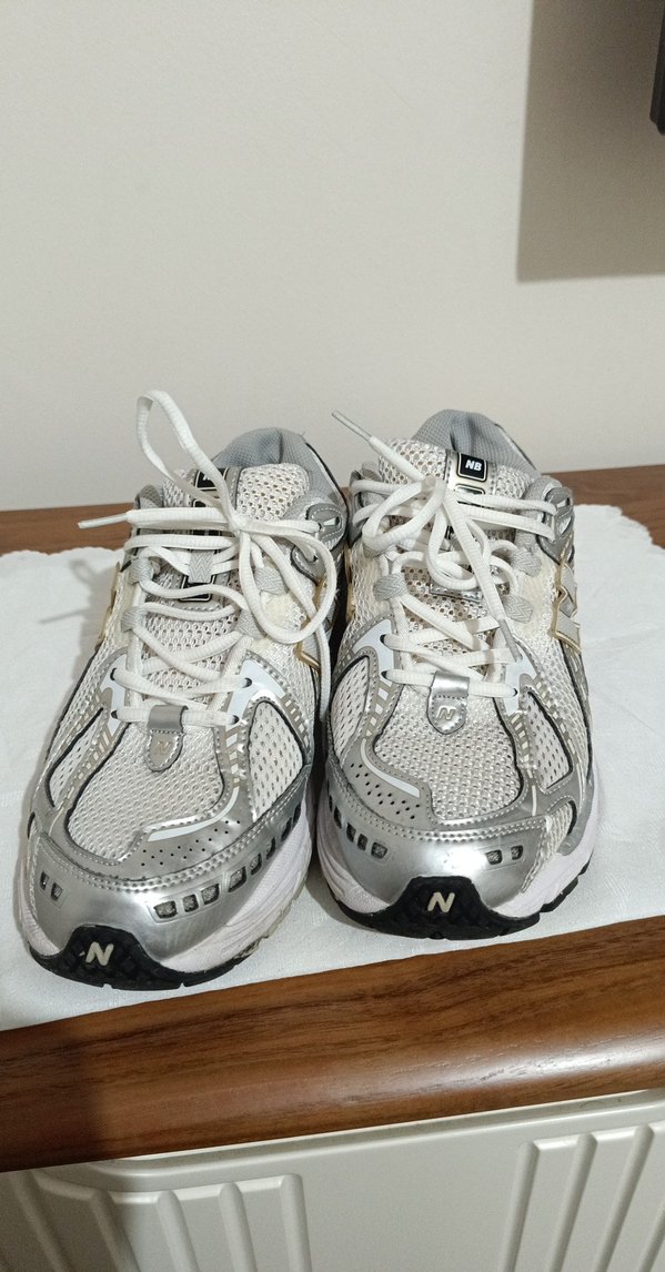 Beyaz Gri Bağcıklı Kadın Spor Ayakkabı - Görsel 2