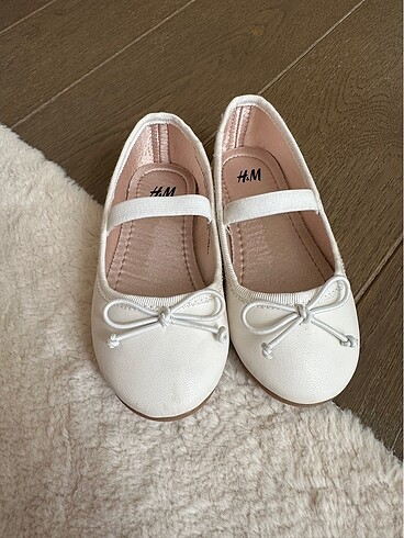 24 Beden Bebek Babet H&M 24 numara