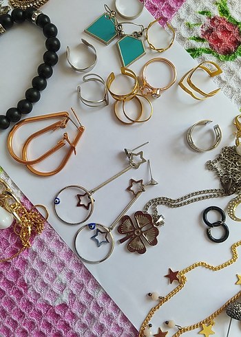  Beden Bohem Tarz Çoklu Boncuklu ve Nakışlı Aksesuarları