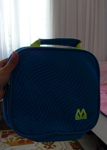 M Bag Mavi Dalgali Desenli Yalitimli Ogle Yemegi Cantasi