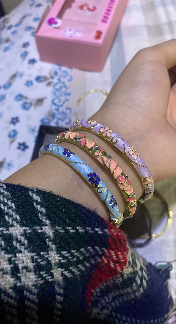 Çiçek Desenli Renkli Boncuklu Bilezik Seti - Görsel 2