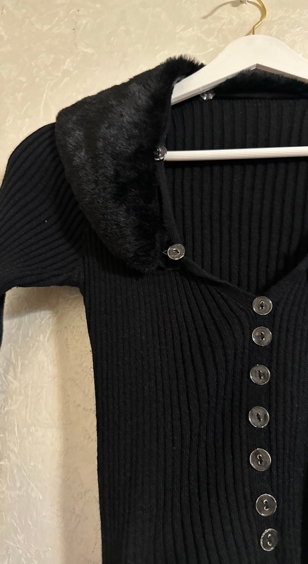 Düğmeli Siyah Gotik Kadın Triko - Görsel 2