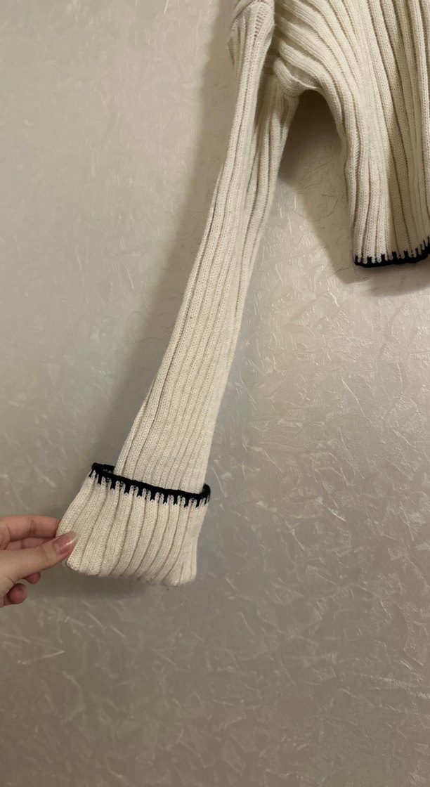 Kadın Beyaz Boğazlı Triko Kazak - Görsel 3