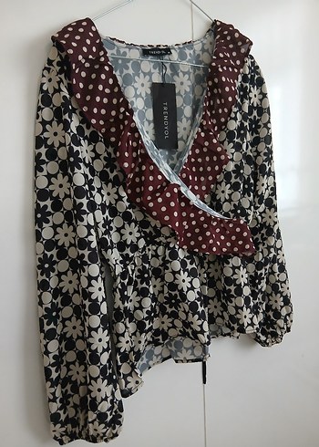 Puantiye Detaylı V Yaka Desenli Kadın Bluz - Görsel 2