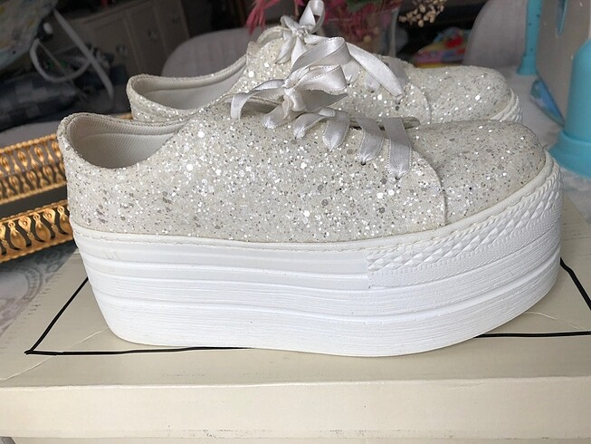 36 Beden Gelin ayakkabısı converse