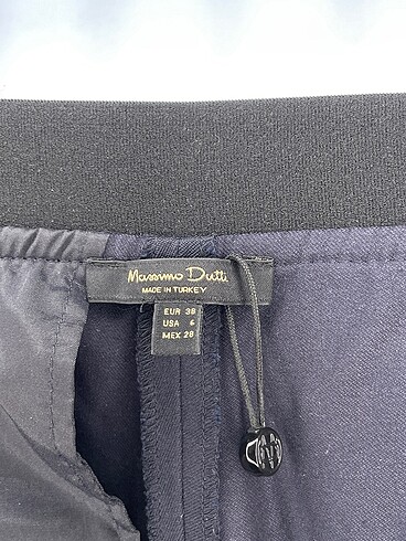 38 Beden siyah Renk Massimo Dutti Düz Kesim %70 İndirimli.