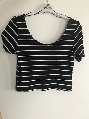 Çizgili oval yaka crop