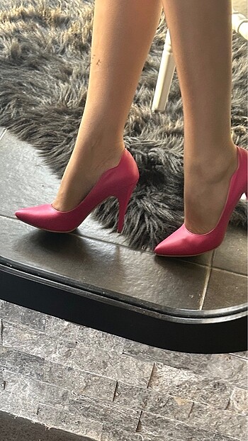 36 Beden Fuşya renk stiletto